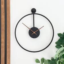 Peacock clock 9